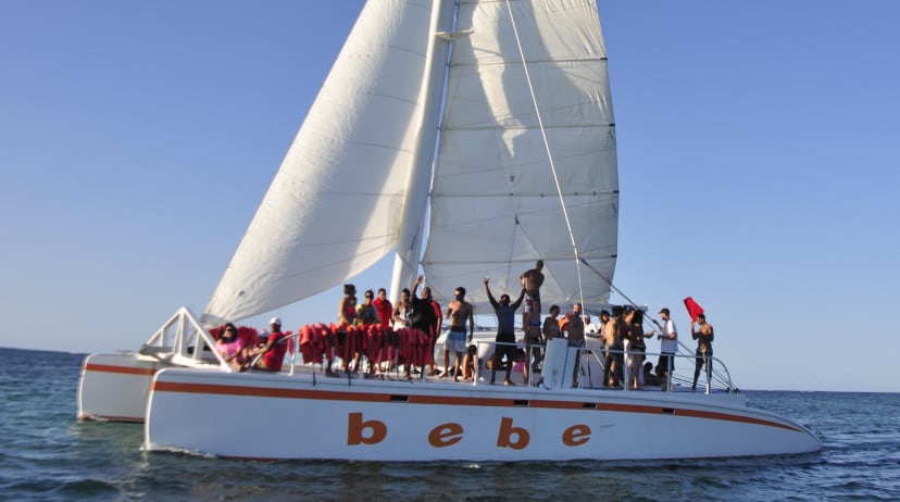 book your private cruise here